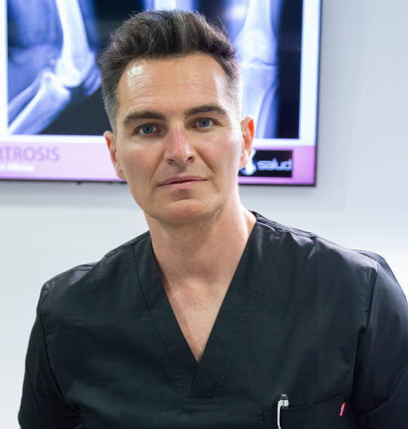 specialist in liquid knee prosthesis without surgery
